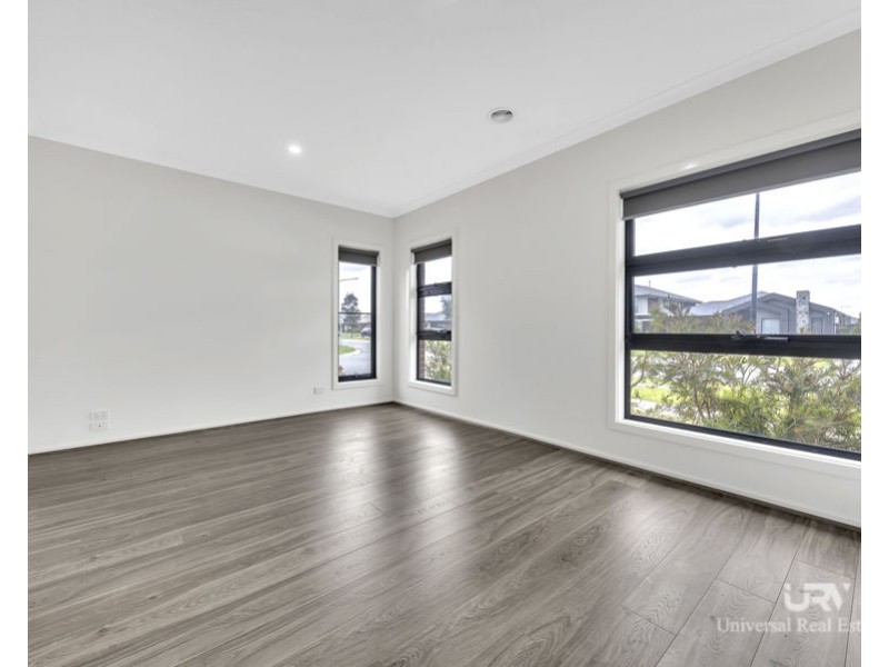 144 Blackmore Road, Mickleham VIC 3064