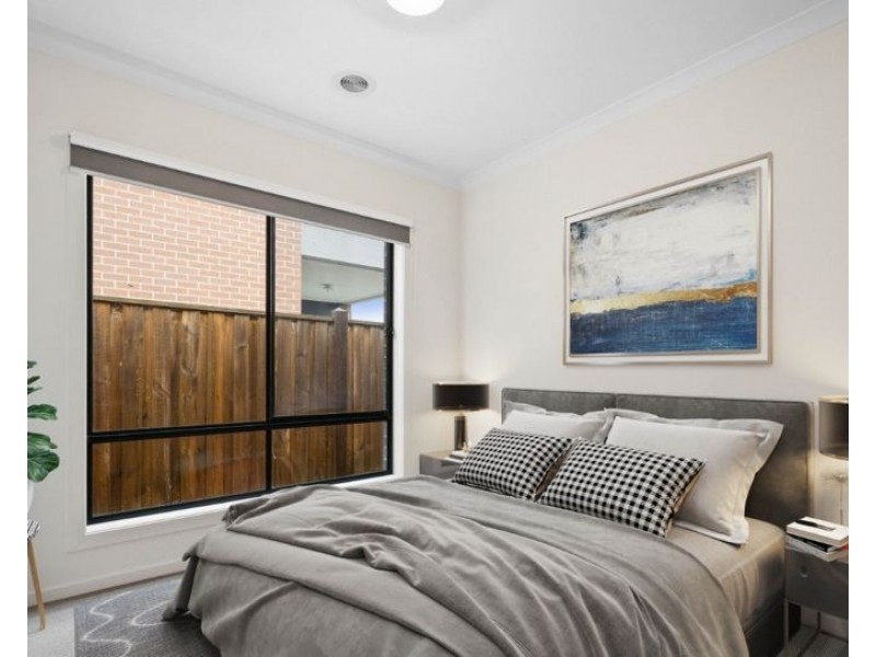 53 Docker Cct, Mickleham VIC 3064