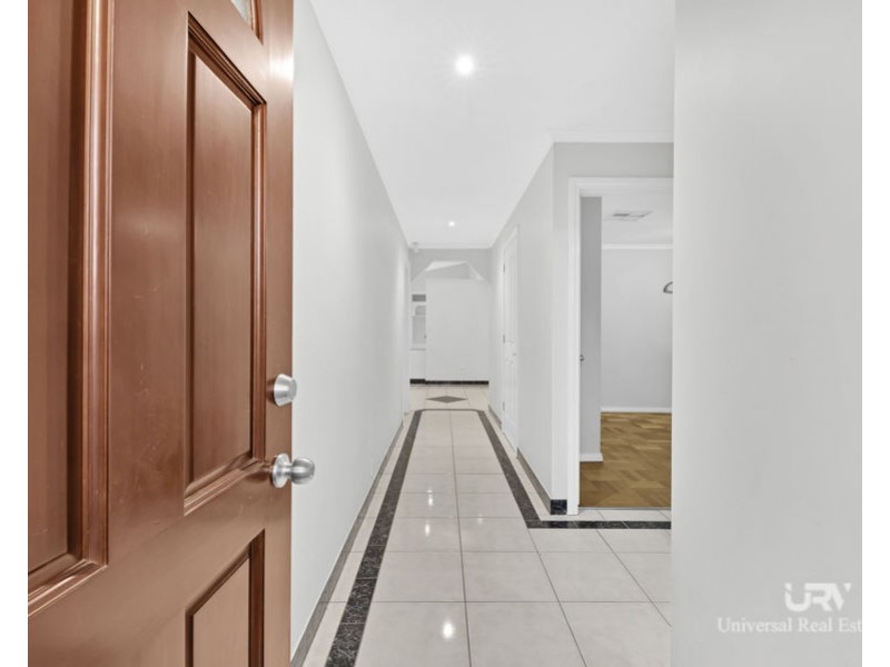 19 Mensa Court, Roxburgh Park VIC 3064
