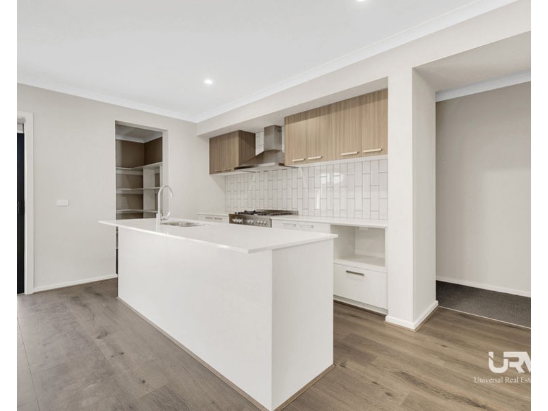 11 Boilersmith Street, Donnybrook VIC 3064