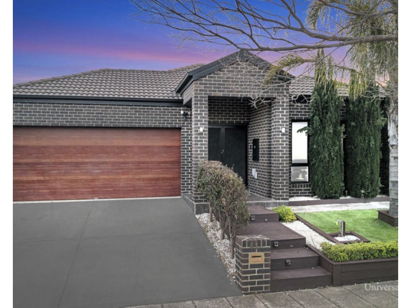 67 Golf View Drive, Craigieburn VIC 3064