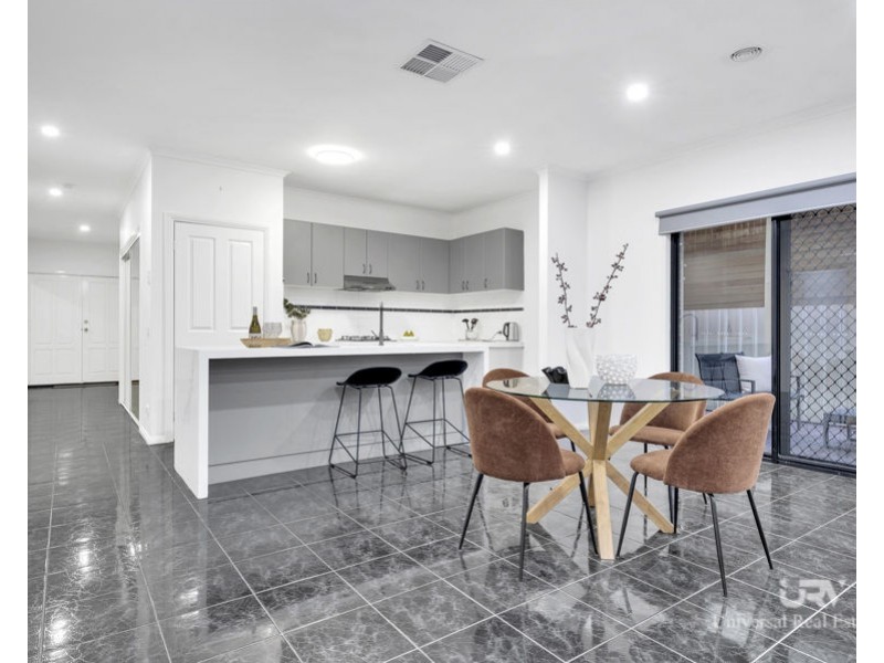 67 Golf View Drive, Craigieburn VIC 3064
