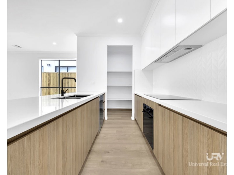 23 Zaatar Street, Mickleham VIC 3064