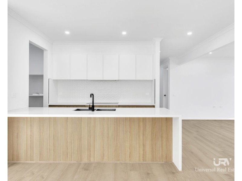 23 Zaatar Street, Mickleham VIC 3064