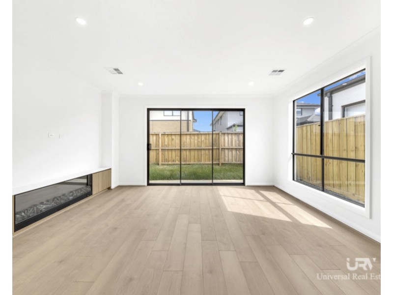 23 Zaatar Street, Mickleham VIC 3064