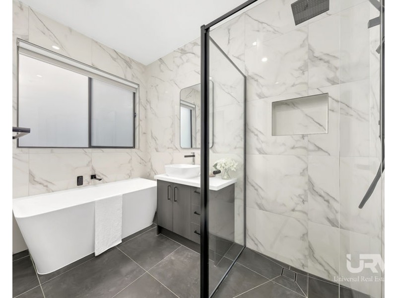 25 Basalt St, Donnybrook VIC 3064