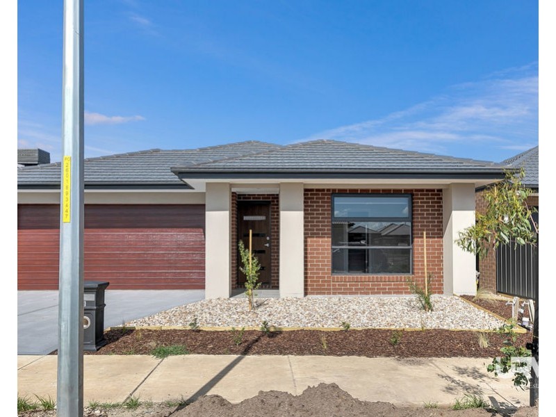 252 Toyon Road, Donnybrook VIC 3064