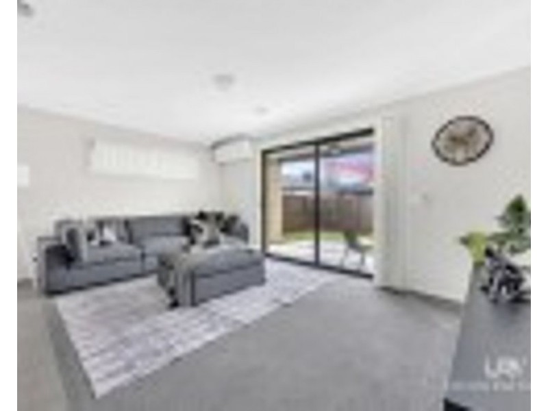 11 Herridge St, Mickleham VIC 3064
