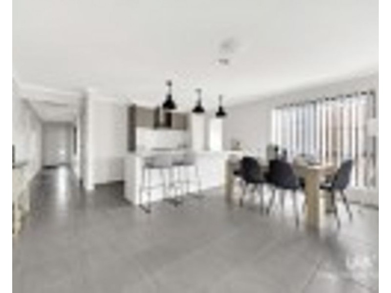 11 Herridge St, Mickleham VIC 3064
