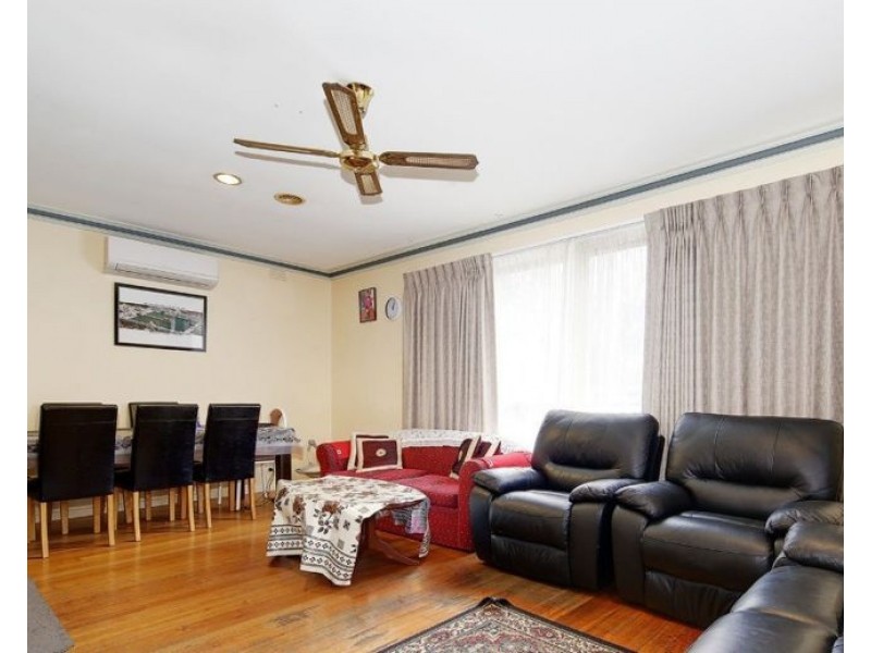 5 Eve Court, Craigieburn VIC 3064