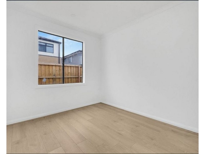 17 Zaatar Street, Mickleham VIC 3064