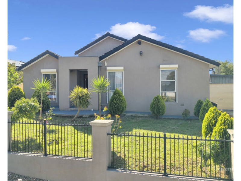 4 Ninda Court, Westmeadows VIC 3049