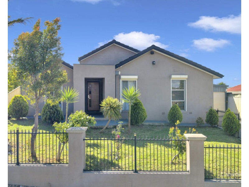 4 Ninda Court, Westmeadows VIC 3049