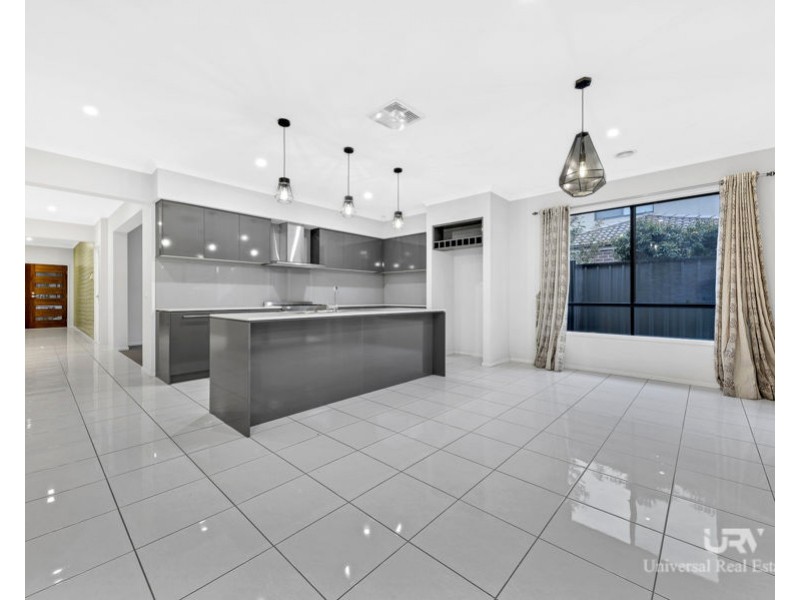 3 Fortitude Drive, Craigieburn VIC 3064