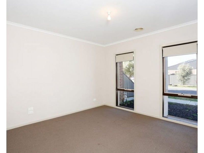 34 Bandicoot Road, Craigieburn VIC 3064