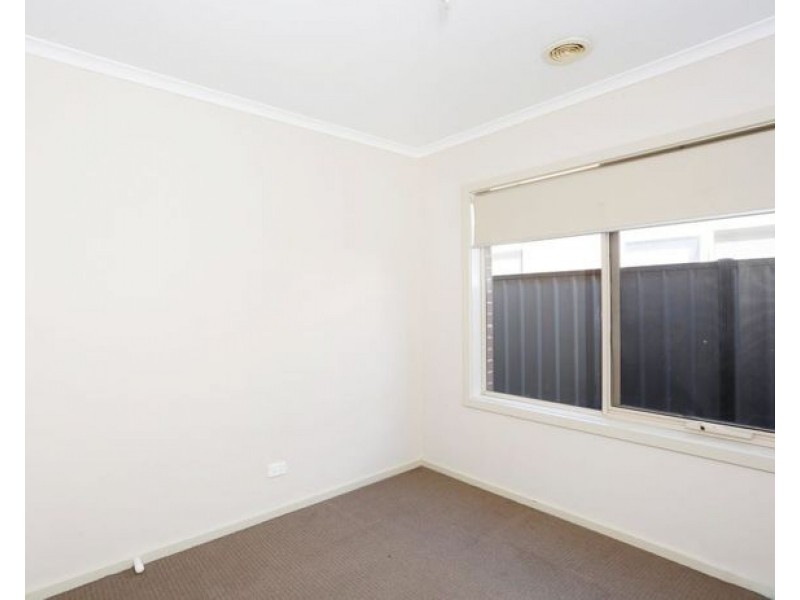 34 Bandicoot Road, Craigieburn VIC 3064