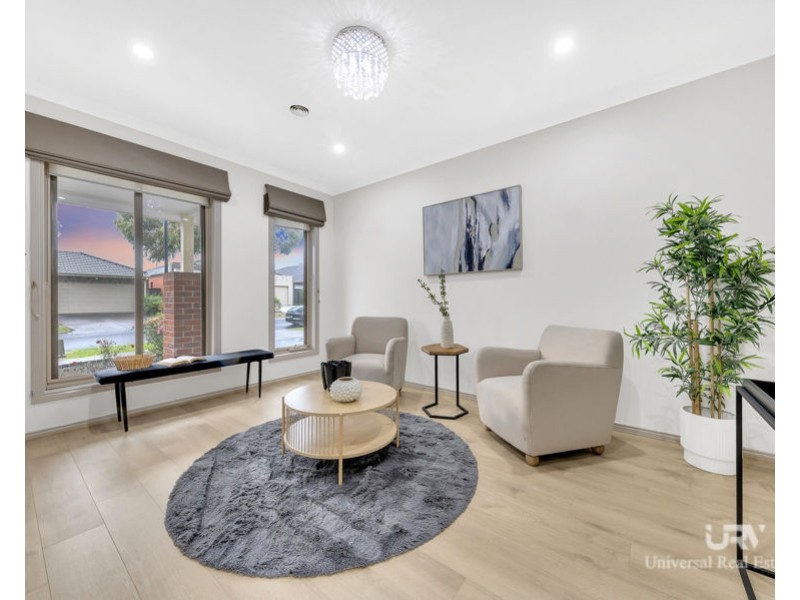 5 Rosleigh Drive, Craigieburn VIC 3064
