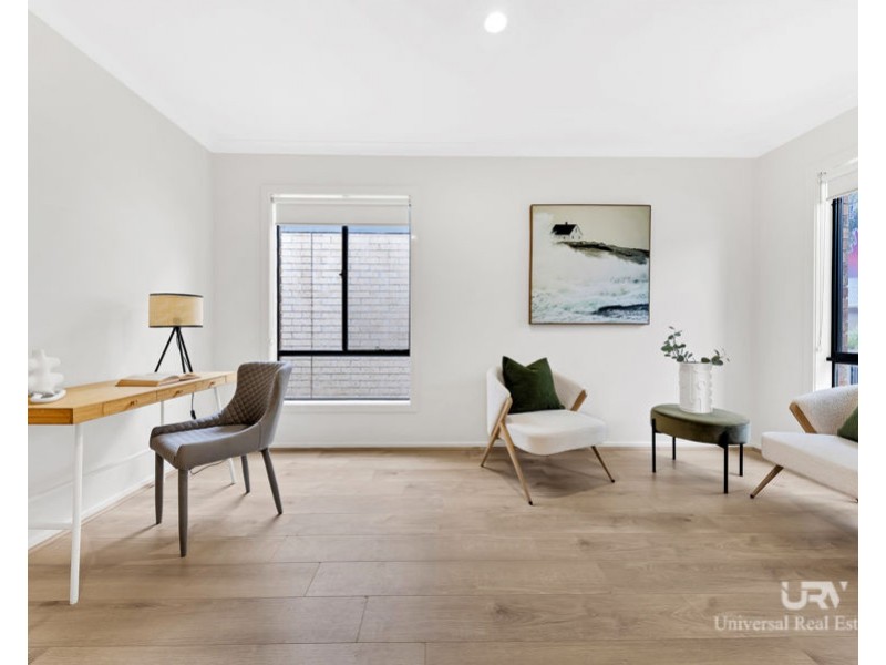 6 Pearce Way, Craigieburn VIC 3064