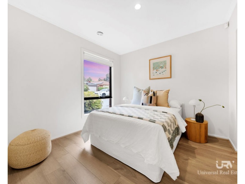 6 Pearce Way, Craigieburn VIC 3064