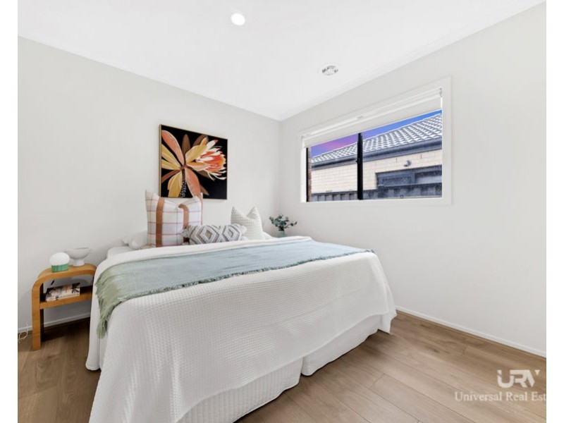 6 Pearce Way, Craigieburn VIC 3064