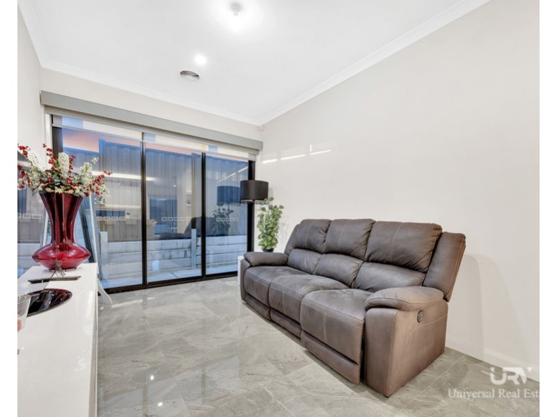 8 Atley Street, Craigieburn VIC 3064