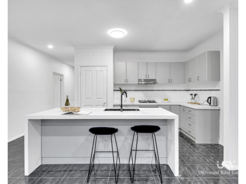 67 Golf View Drive, Craigieburn VIC 3064