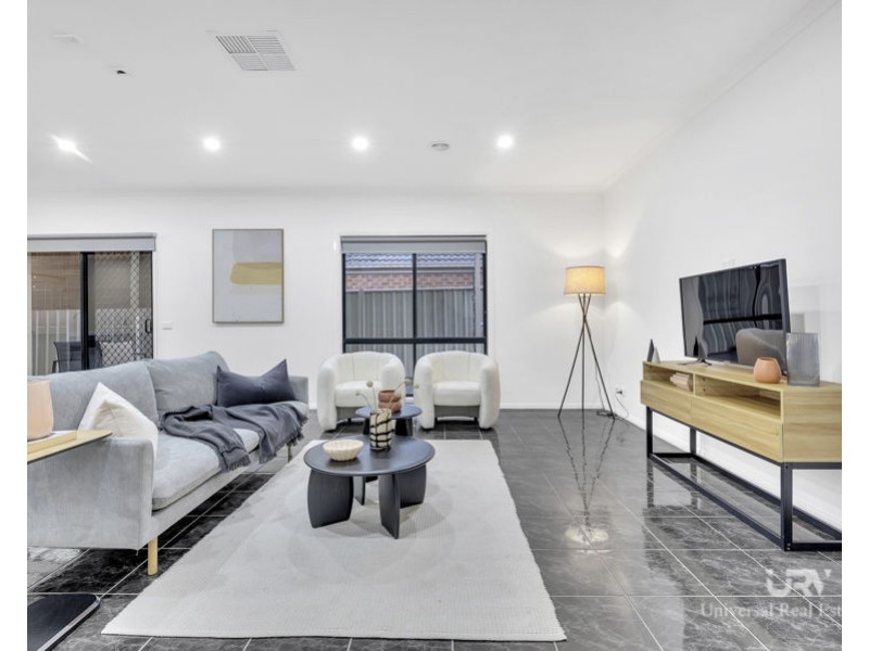 67 Golf View Drive, Craigieburn VIC 3064