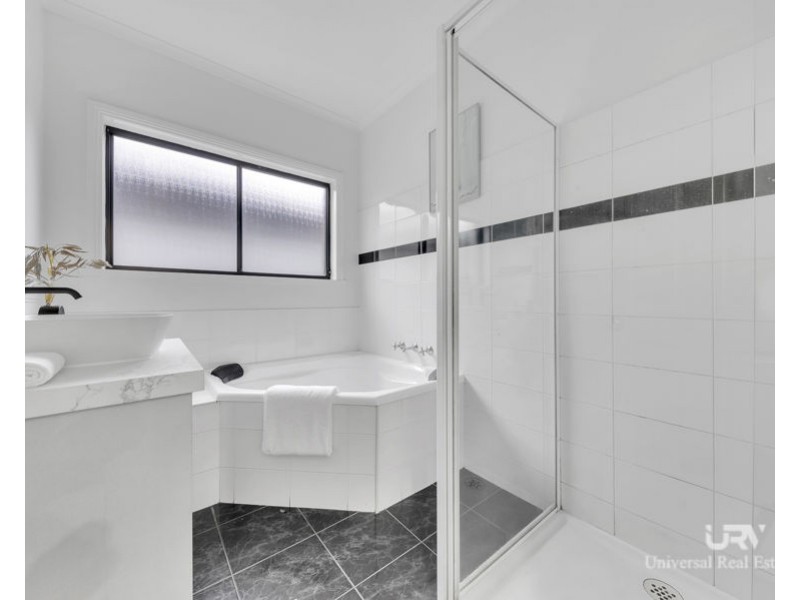 67 Golf View Drive, Craigieburn VIC 3064