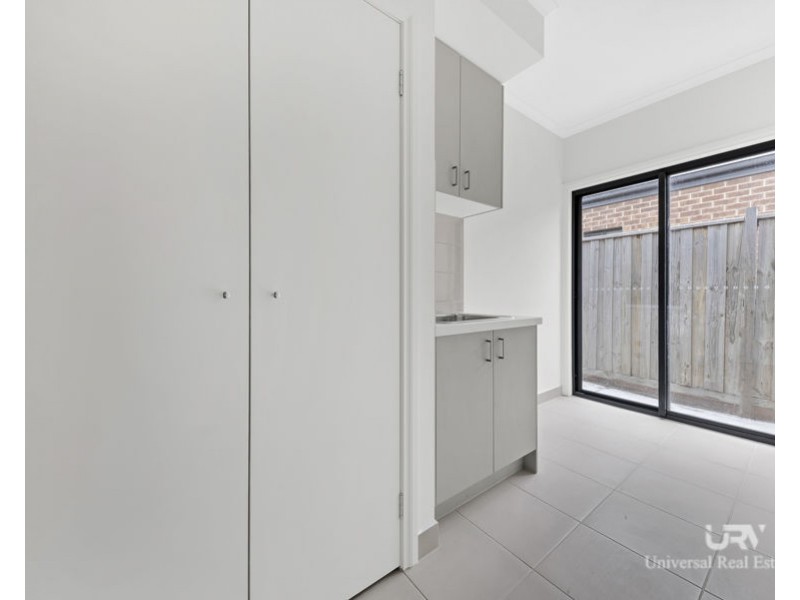 11 Boilersmith St, Donnybrook VIC 3064