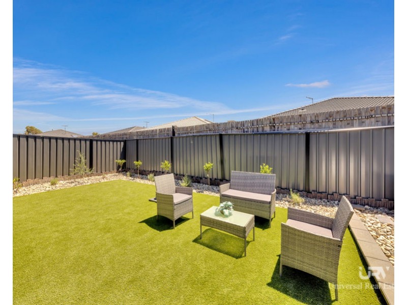 64 Loudon Circuit, Craigieburn VIC 3064