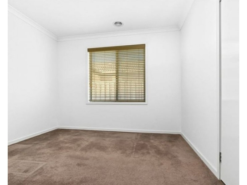 12 Corkwood Crescent, Wallan VIC 3756