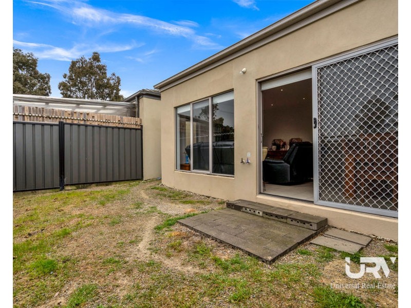 6 Burrows Place, Craigieburn VIC 3064