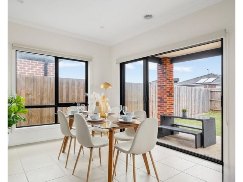 41 Belladonna Cct, Wallan VIC 3756