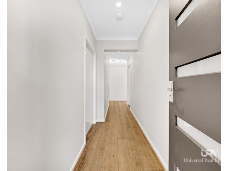 25 Basalt Street, Donnybrook VIC 3064