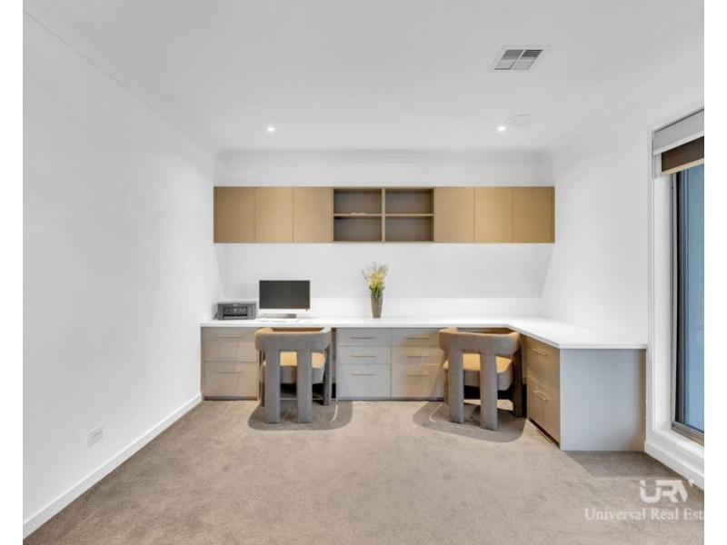 3 Fame Way, Craigieburn VIC 3064