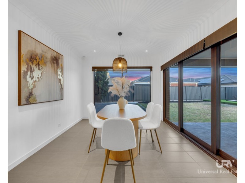 3 Fame Way, Craigieburn VIC 3064