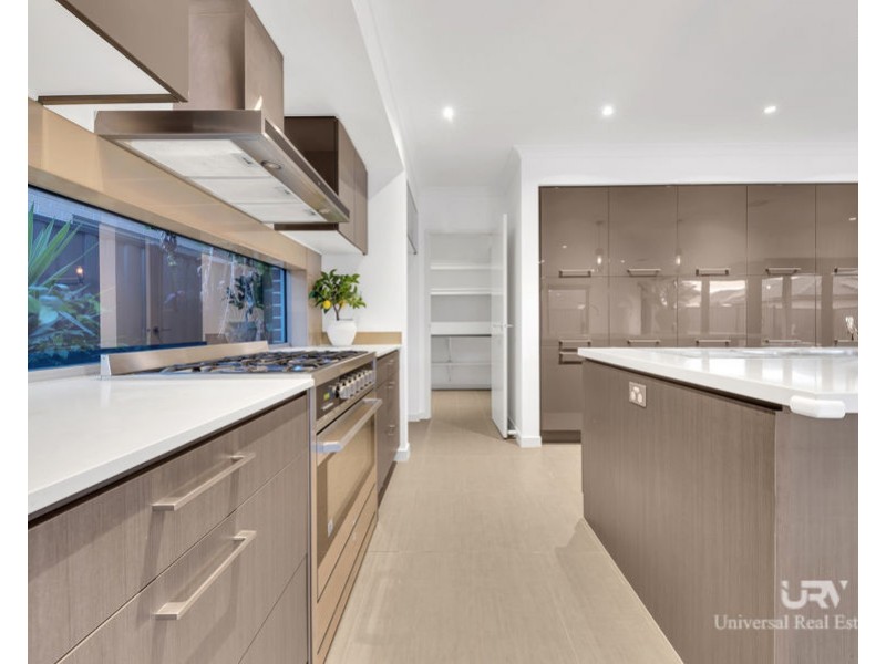 3 Fame Way, Craigieburn VIC 3064