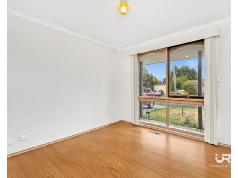 77 Langdon Crescent, Craigieburn VIC 3064