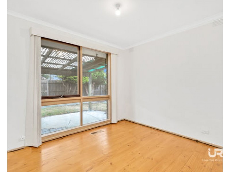 77 Langdon Crescent, Craigieburn VIC 3064