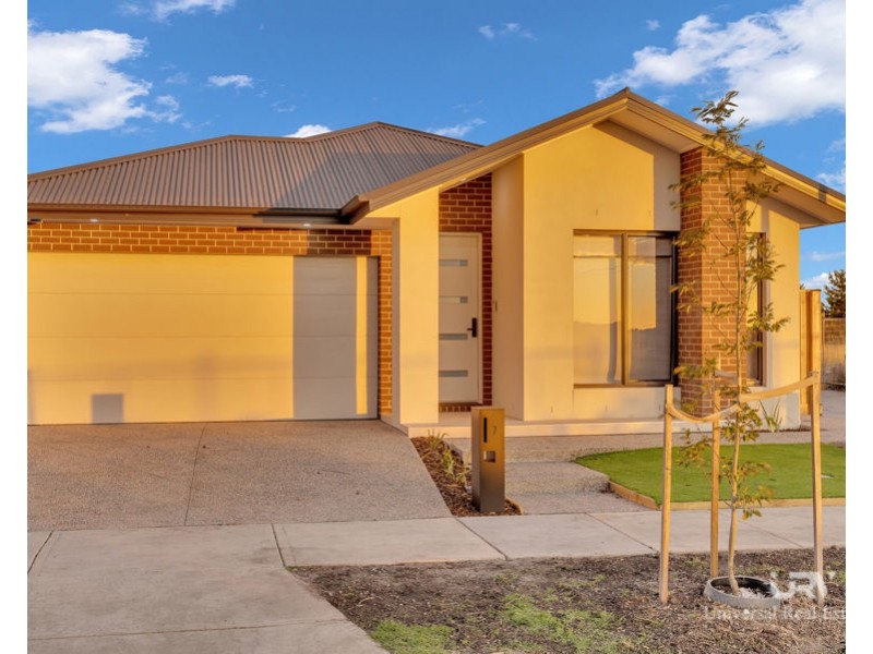 7 Culbokie Street, Beveridge VIC 3753