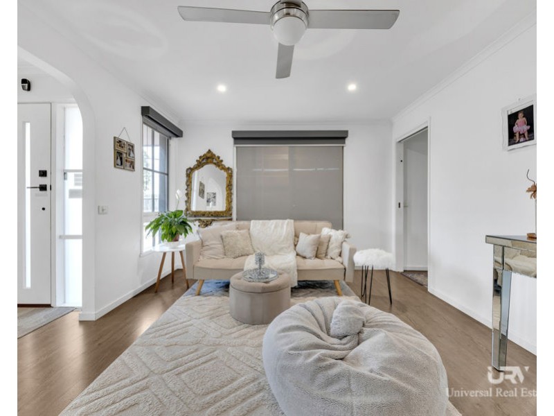 1/16 Manningtree Parade, Craigieburn VIC 3064