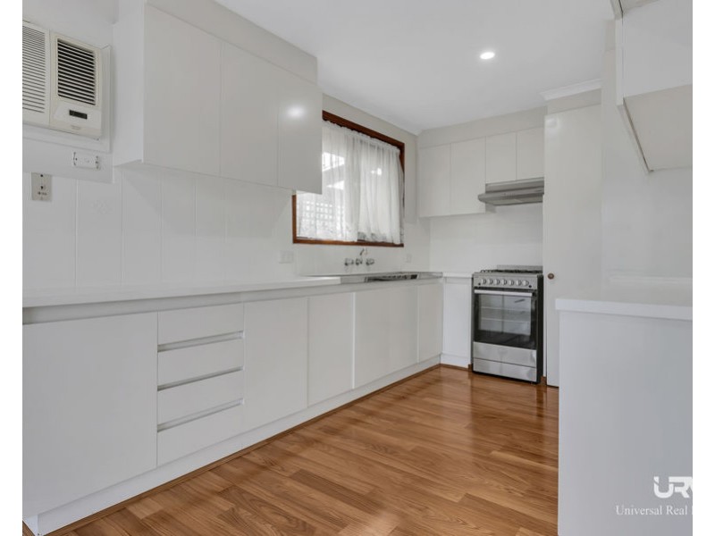 98 Hanson Road, Craigieburn VIC 3064