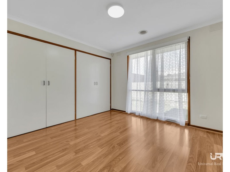 98 Hanson Road, Craigieburn VIC 3064