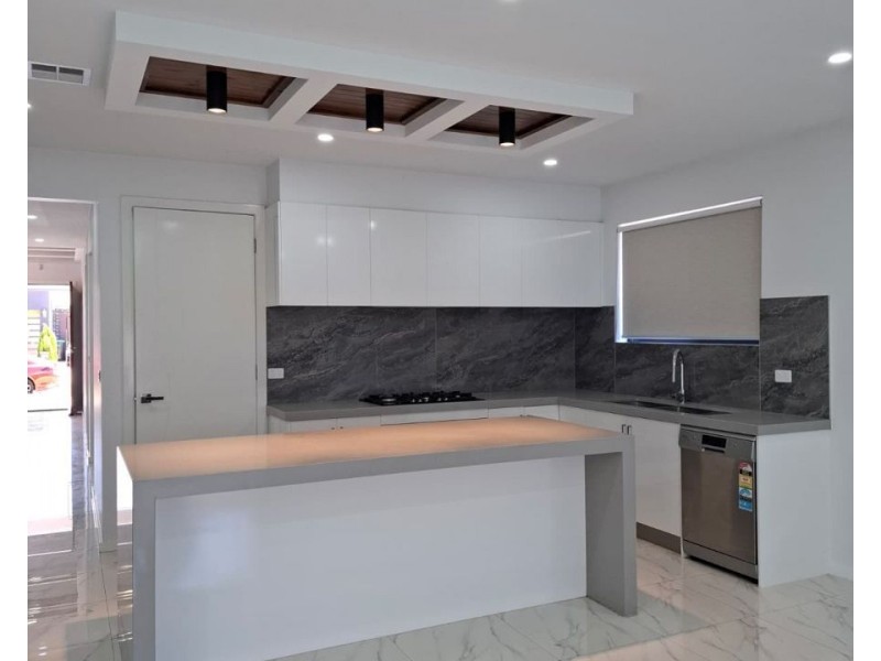 11 Ambigua Way, Donnybrook VIC 3064