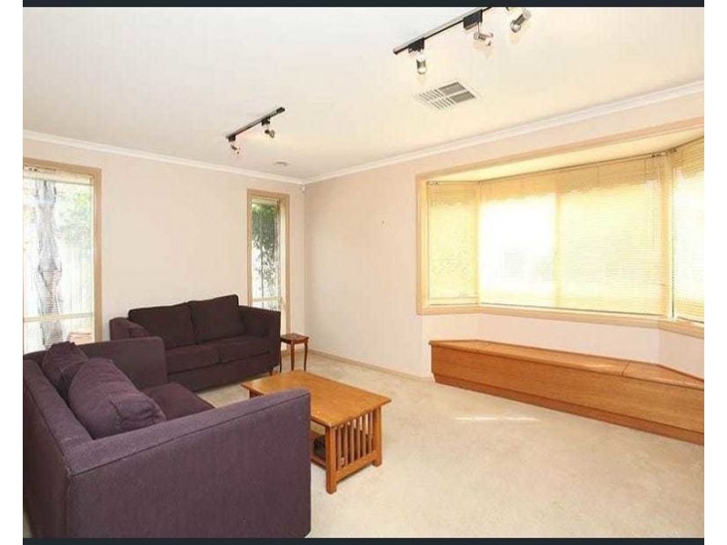 25 Golden Ash Grove, Hoppers Crossing VIC 3029