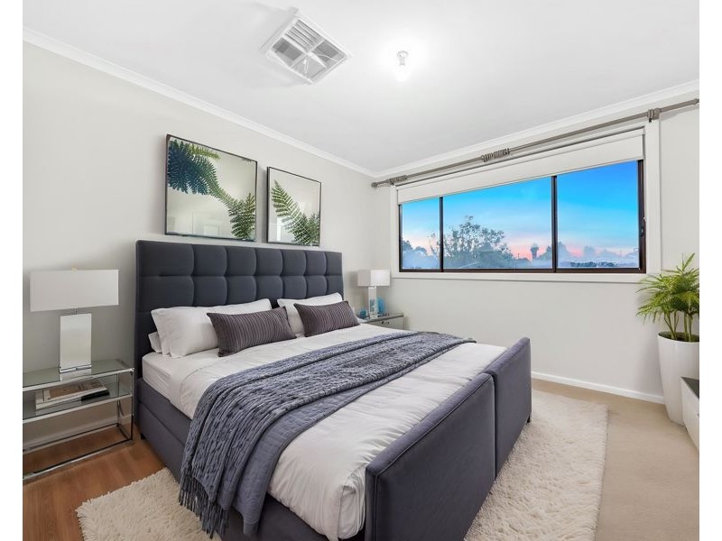 92 Hothlyn Dr, Craigieburn VIC 3064