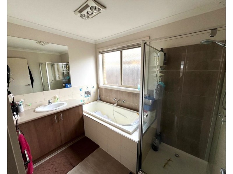 25 Kernan Court, Craigieburn VIC 3064