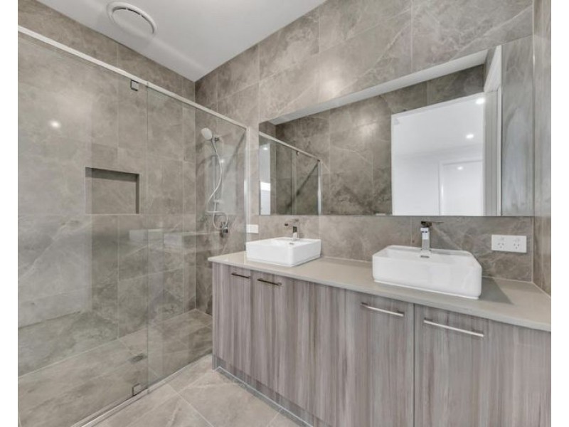 66 Madura Promenade, Mickleham VIC 3064