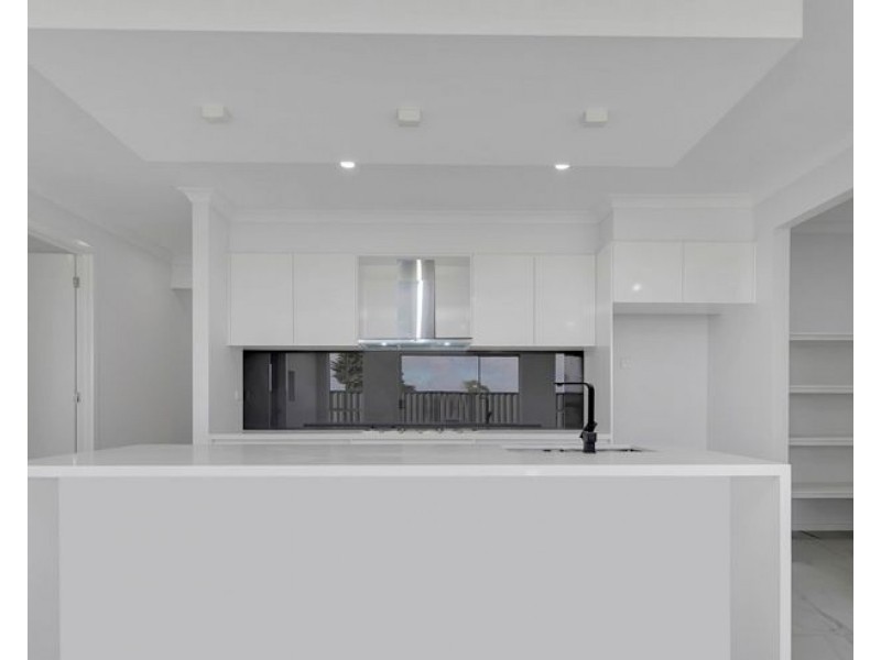 30 Ambigua Way, Donnybrook VIC 3064