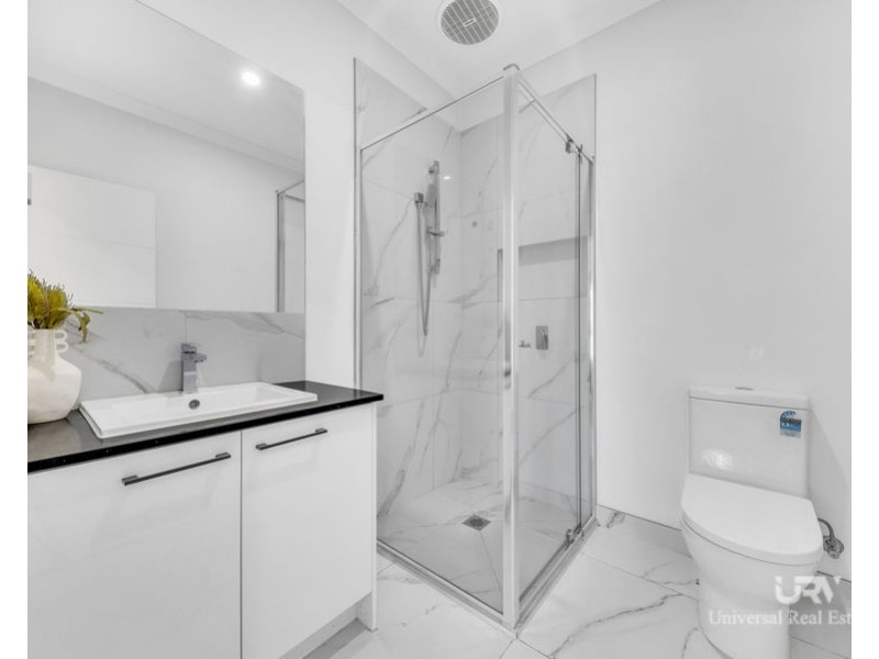 23 Hollington Drive, Mickleham VIC 3064